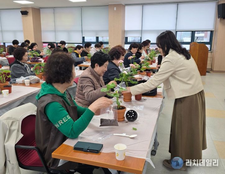 2주간 생활개선회원 대상으로 생활과학기술교육