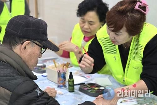 달서구, 어르신 체험형 봉사 프로그램 ‘짬나는 대로 배움교실’ 운영