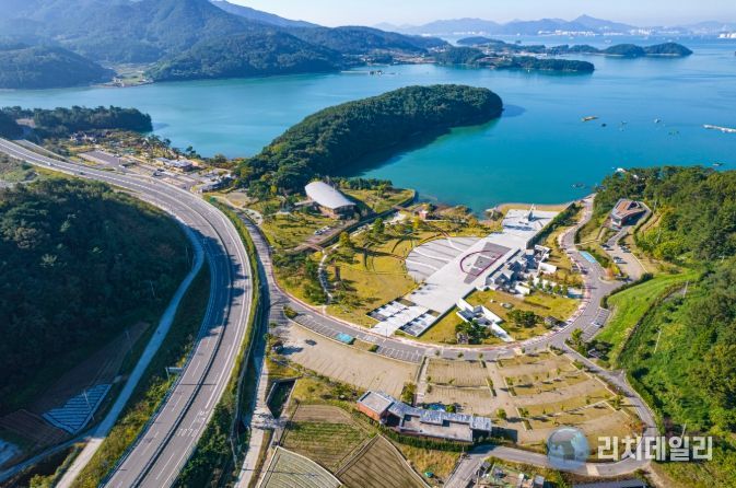 남해 이순신 바다 공원