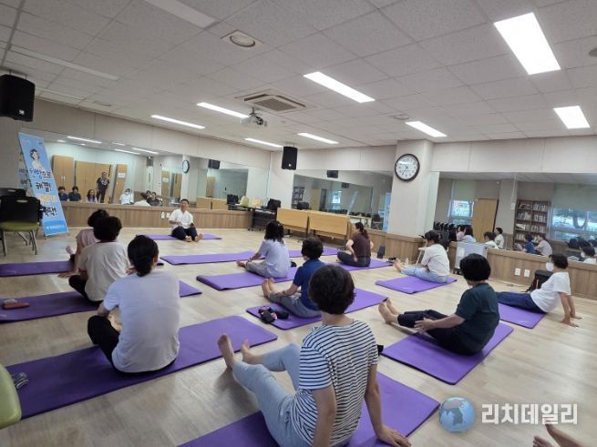 중년을 위한 통합건강증진 및 신체활동 프로그램