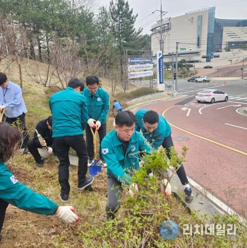 포항교육지원청, 제81회 식목일 행사 실시
