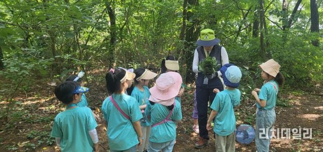 솔마루길 4월부터 숲해설 프로그램 운영