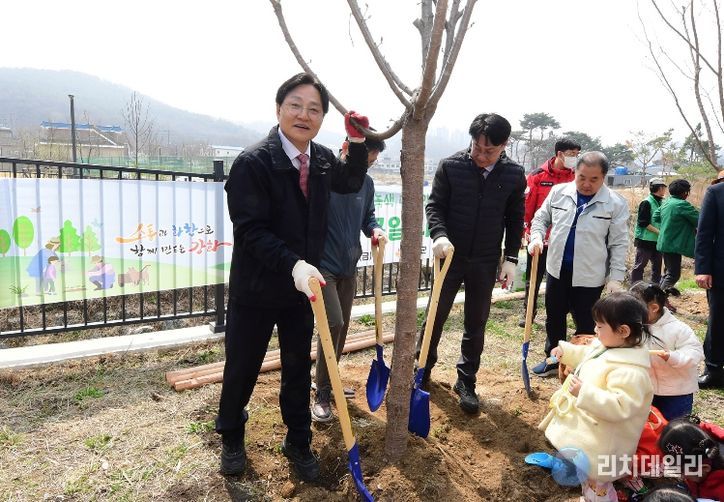 강화군, 식목일 식목행사