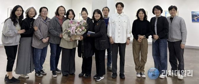 수원시 영통구 광교1동, 주민자치센터 프로그램 '수채화반 담빛회' 두번째 작품 전시회 개최