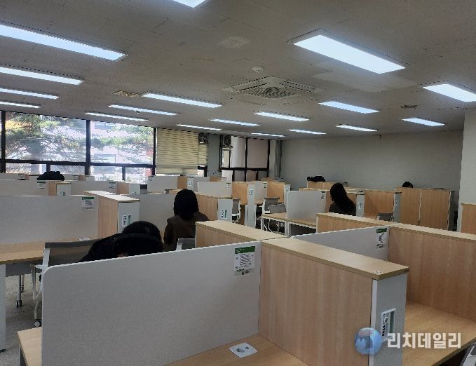 옛 청사 행정지원동 1·2층에 누구나 이용 가능한 공부방 조성