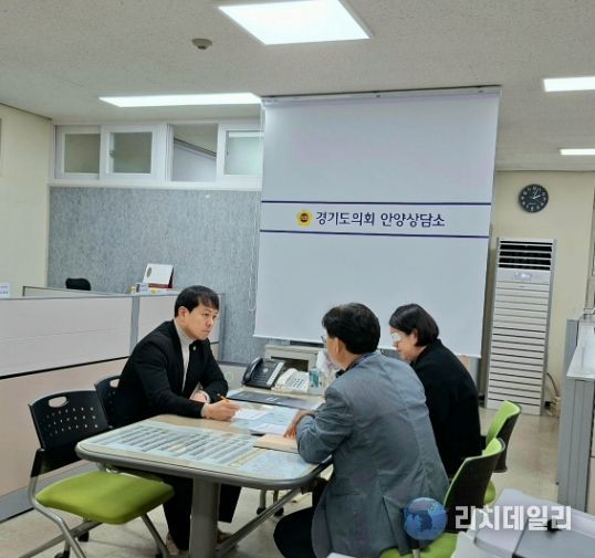 유영일 의원, 쓰레기 종량제봉투 수급안정 및 업사이클센터 추진점검